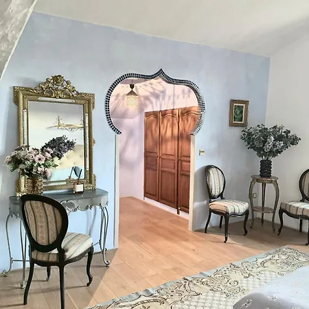 Holiday home Le Manoir Medieval De Garance