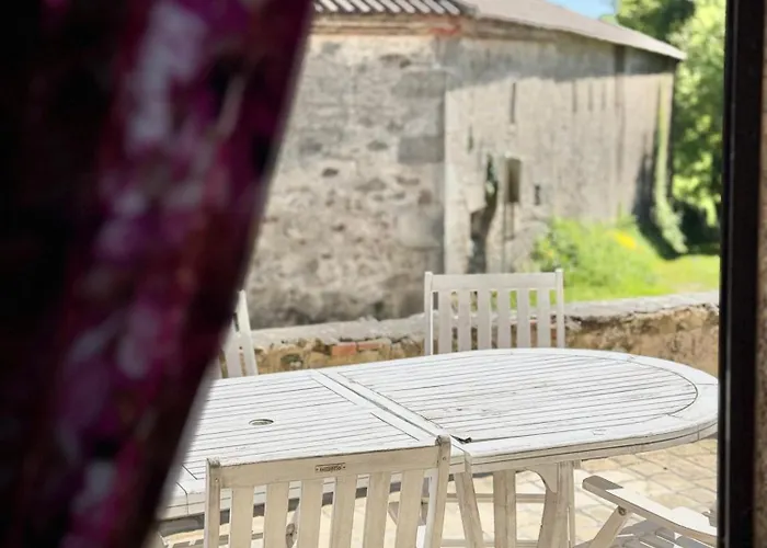 Le Manoir Médiéval De Garance Casa vacanze